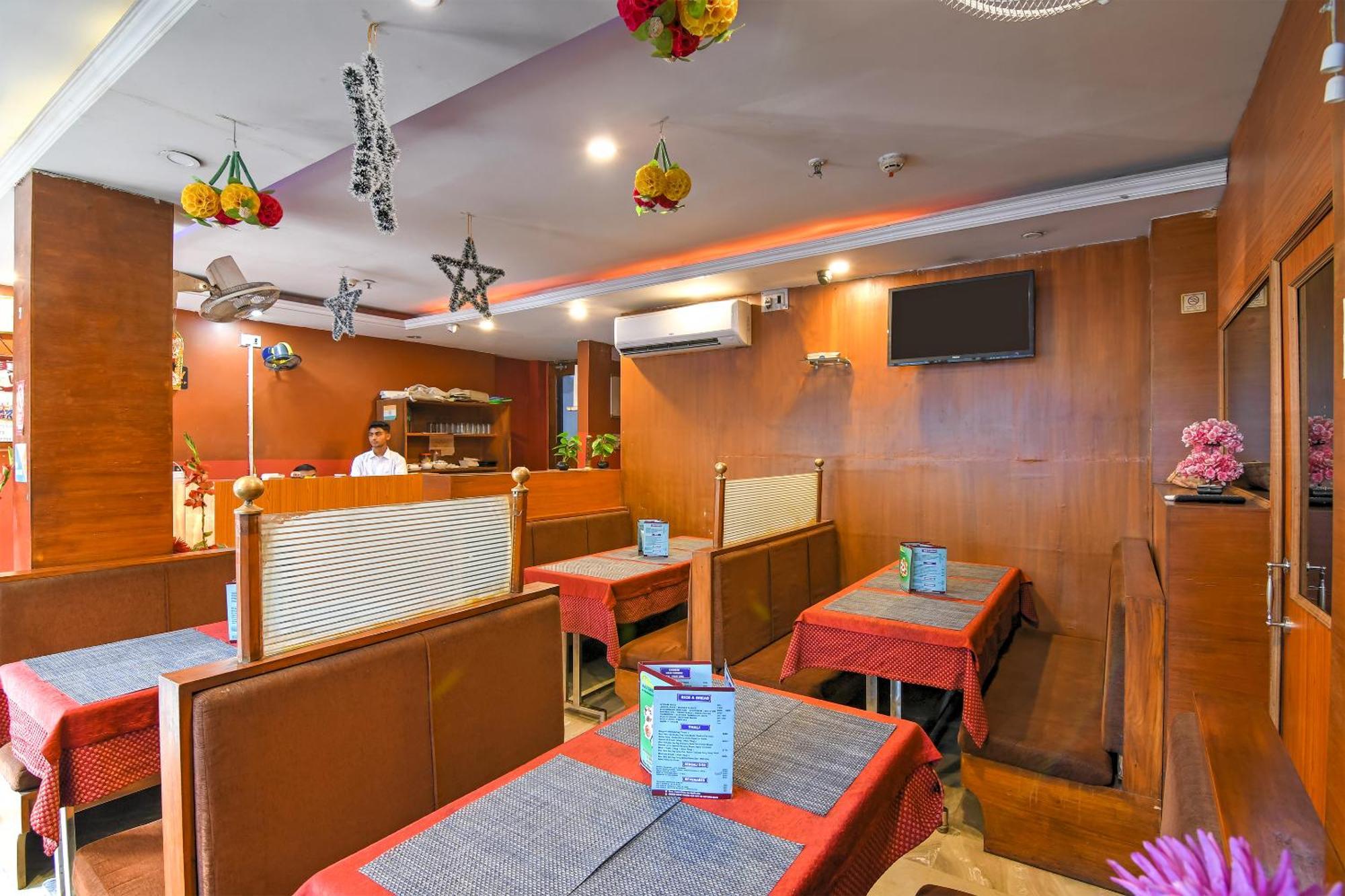 Brill Raj Palace Near City Centre 2 コルカタ エクステリア 写真